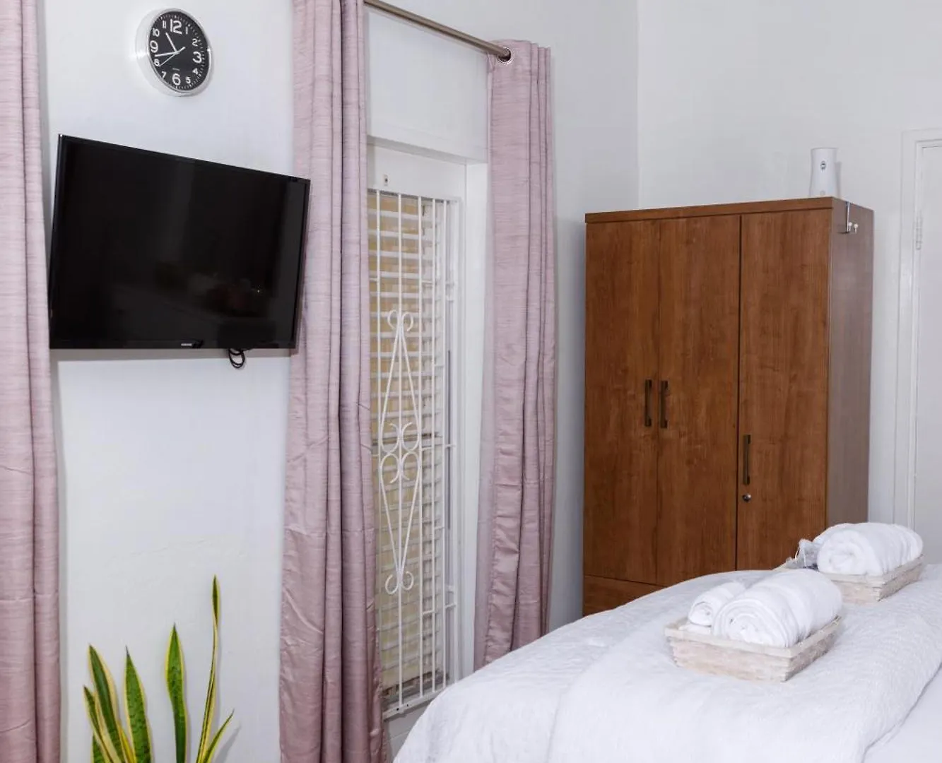 Séjour chez l'habitant Cozstay- Full Equipped Room, Small Studio Julianadorp